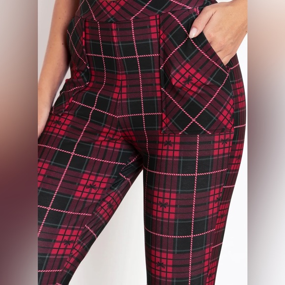 Blackmilk “TARTAN RIBBON CUFFED PANTS - LIMITED” Size Medium M NWT Holiday - Picture 13 of 16